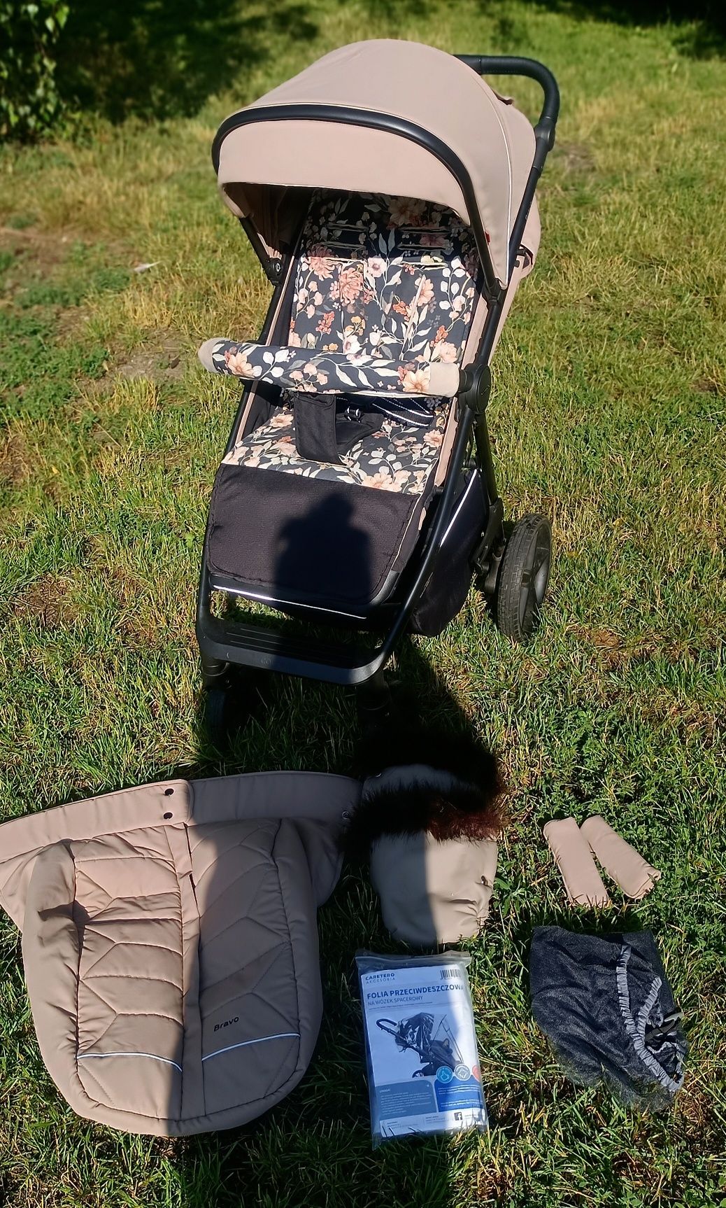 Wózek spacerowy Carrello Bravo Plus spacerówka beżowa beinge