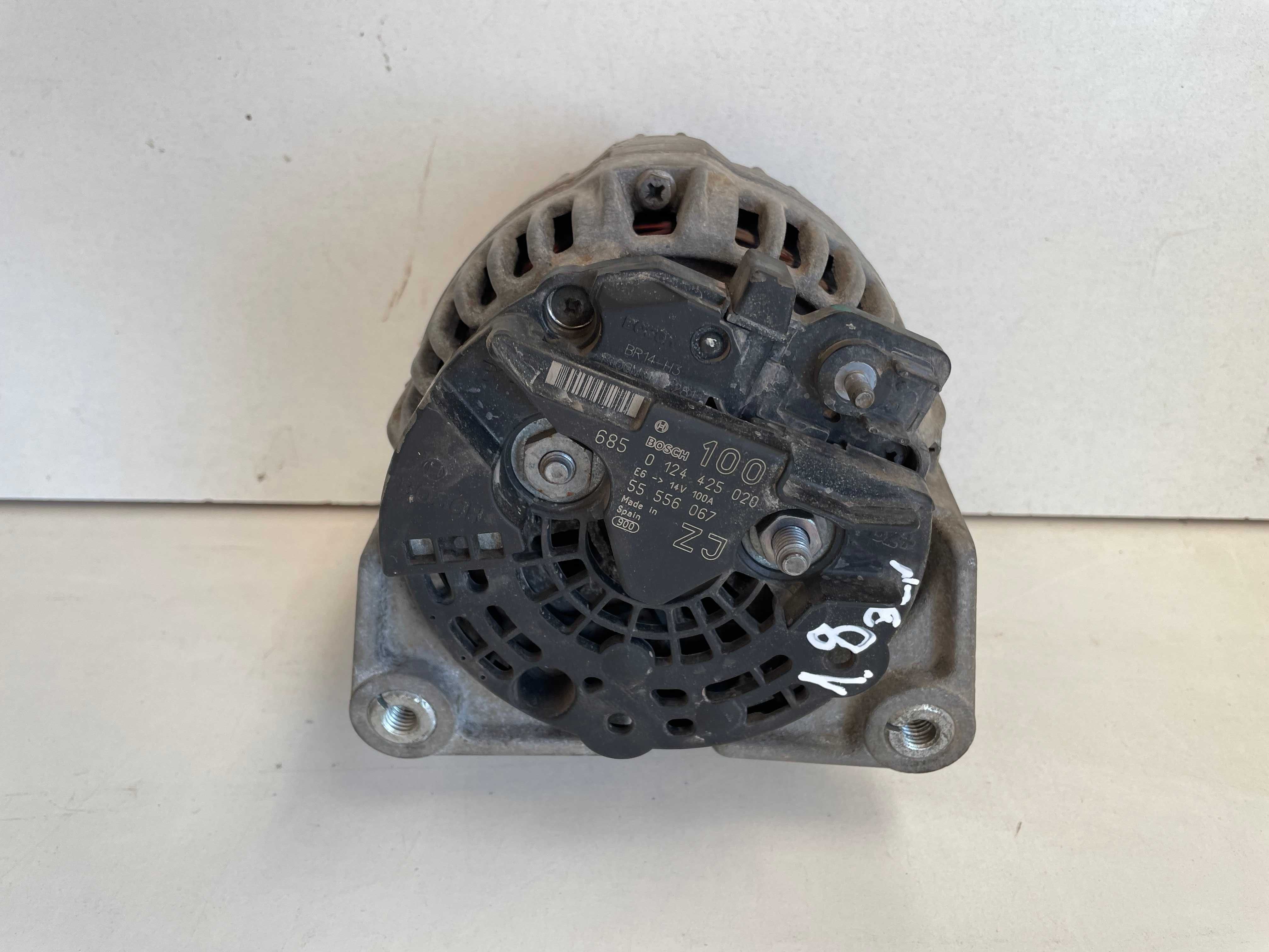 Opel Zafira B Astra H III 1.6 1.8 Alternator 100A Bosch ZJ