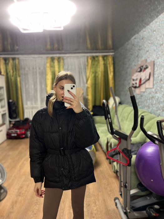 Пуховик зимовий жіночий