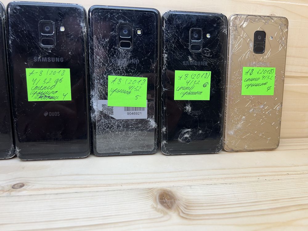 Samsung A 8 4/32 gb 2018