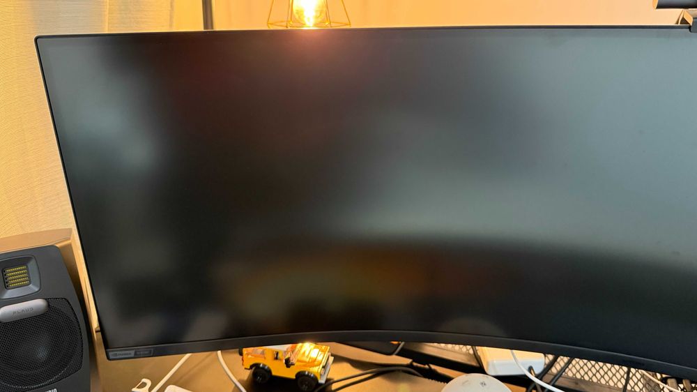 Monitor Samsung Odyssey G9 49" QLED 240Hz Curvo – como novo