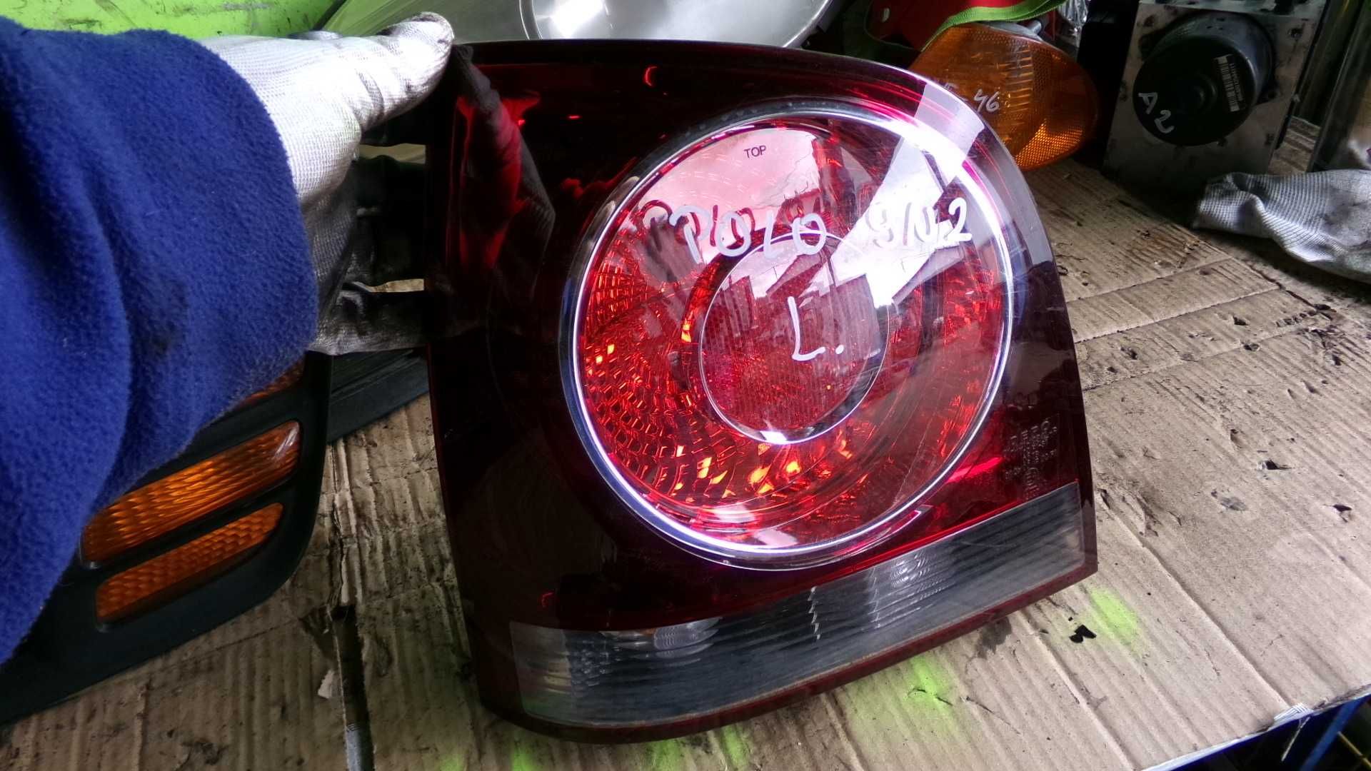 Kwi5 Lampa lewa tylna volkswagen polo 9n2 wysyłka części