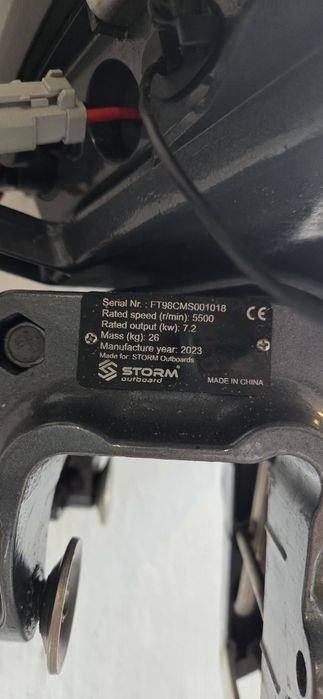 Storm 9,8 km silnik zaburtowy stopa S 2T