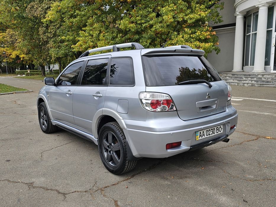 Mitsubishi Outlander 2008