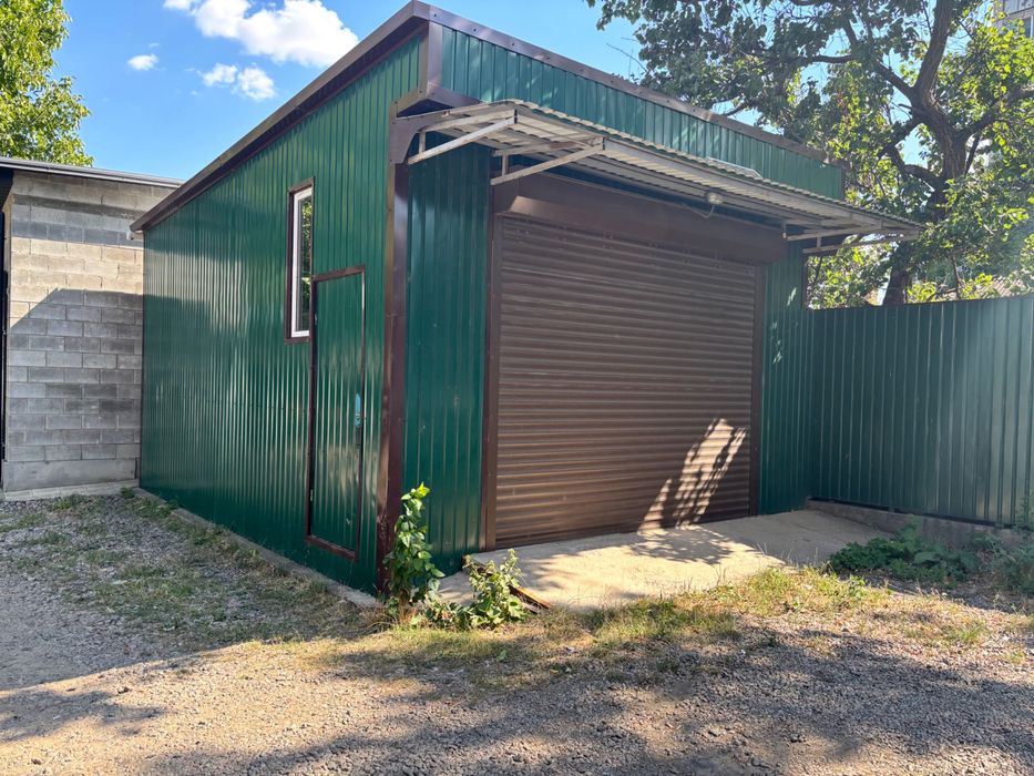 Здається в оренду гараж в Центрі міста