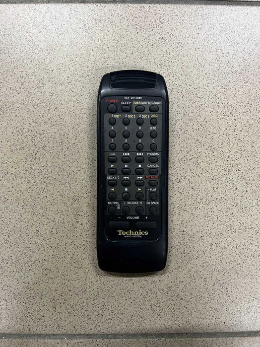 Pilot Technics RAK-CH159WH Audio Room