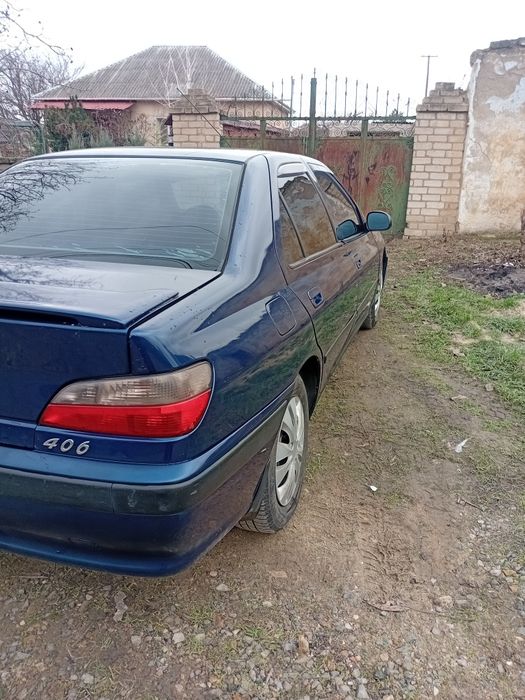 Легковой атомобиль