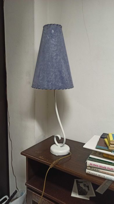 Candeeiro de mesa