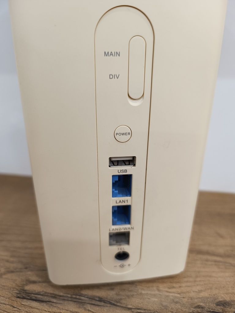 Router Huawei b618s- 22d