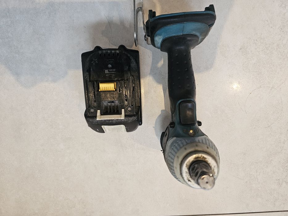 Klucz udarowy Makita 18V bateria