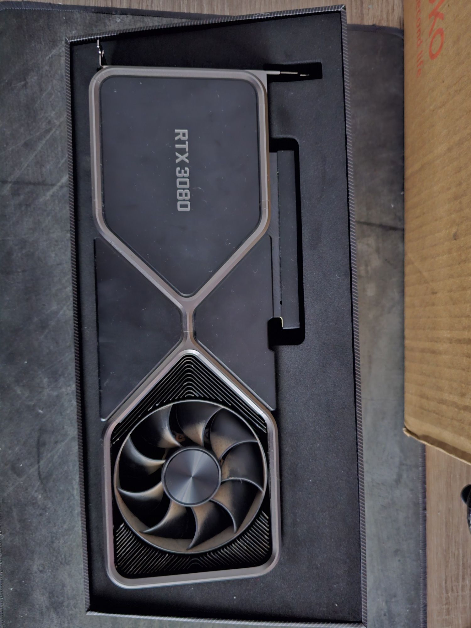 Várias Nvidia RTX 3080 's para Venda