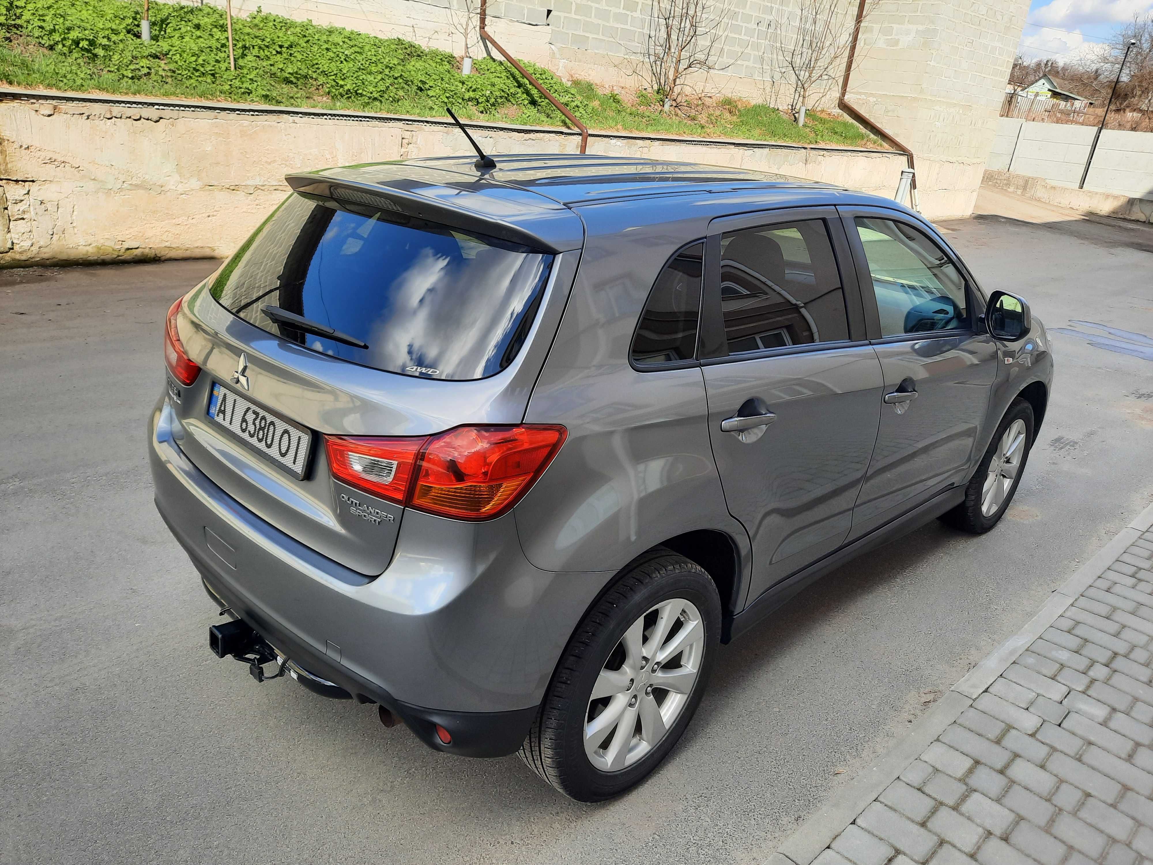 Mitsubishi Outlander Sport ASX 4WD 2015.