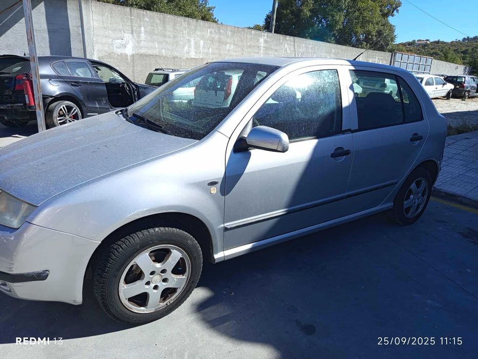 Para peças Skoda Fabia I 1.4 16V ano 2001