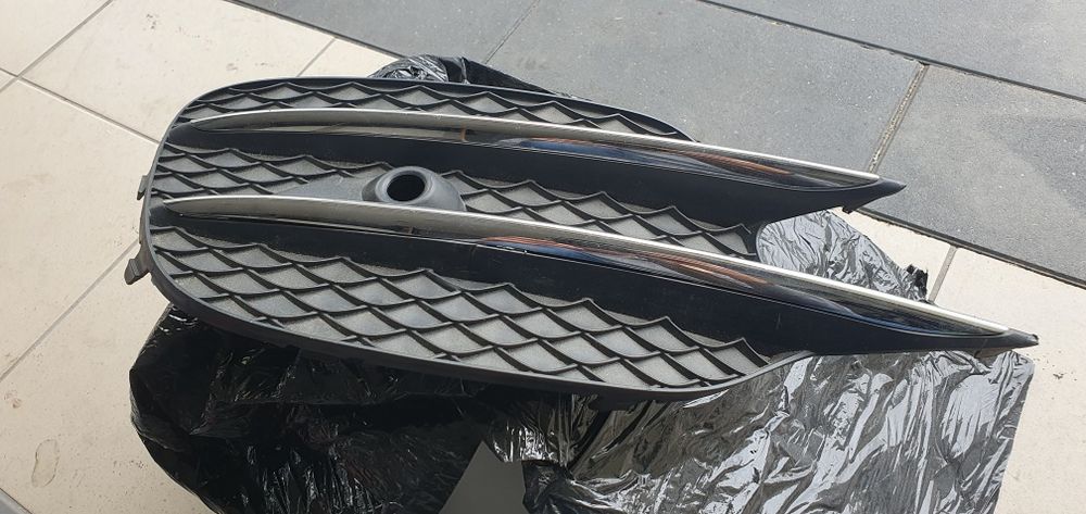 Mercedes W447 amg v klasa kratka w zderzak lewa