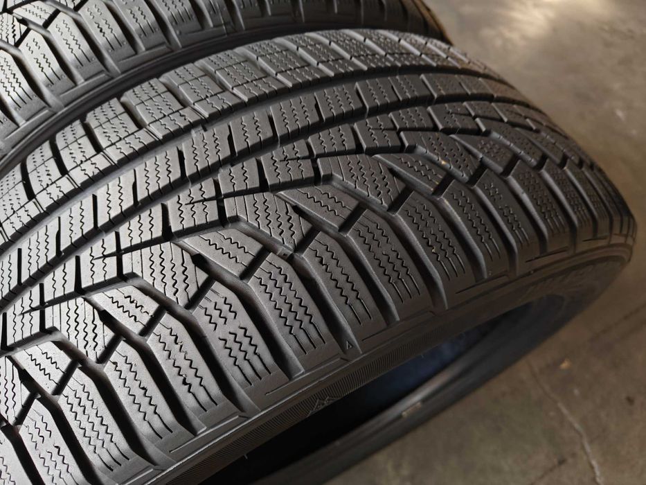 4шт Hankook Wіnter I*cept Evo2 R17 215 55 шини зимові