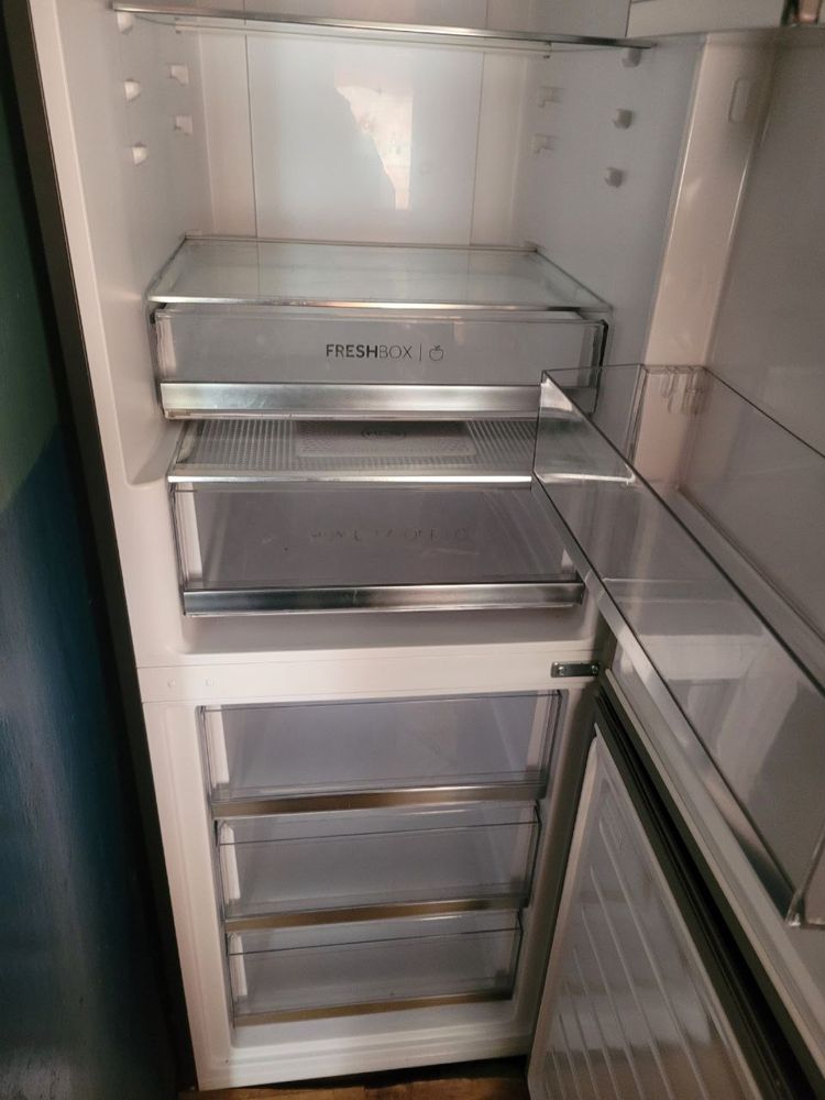 Продам холодильник в гарному стані