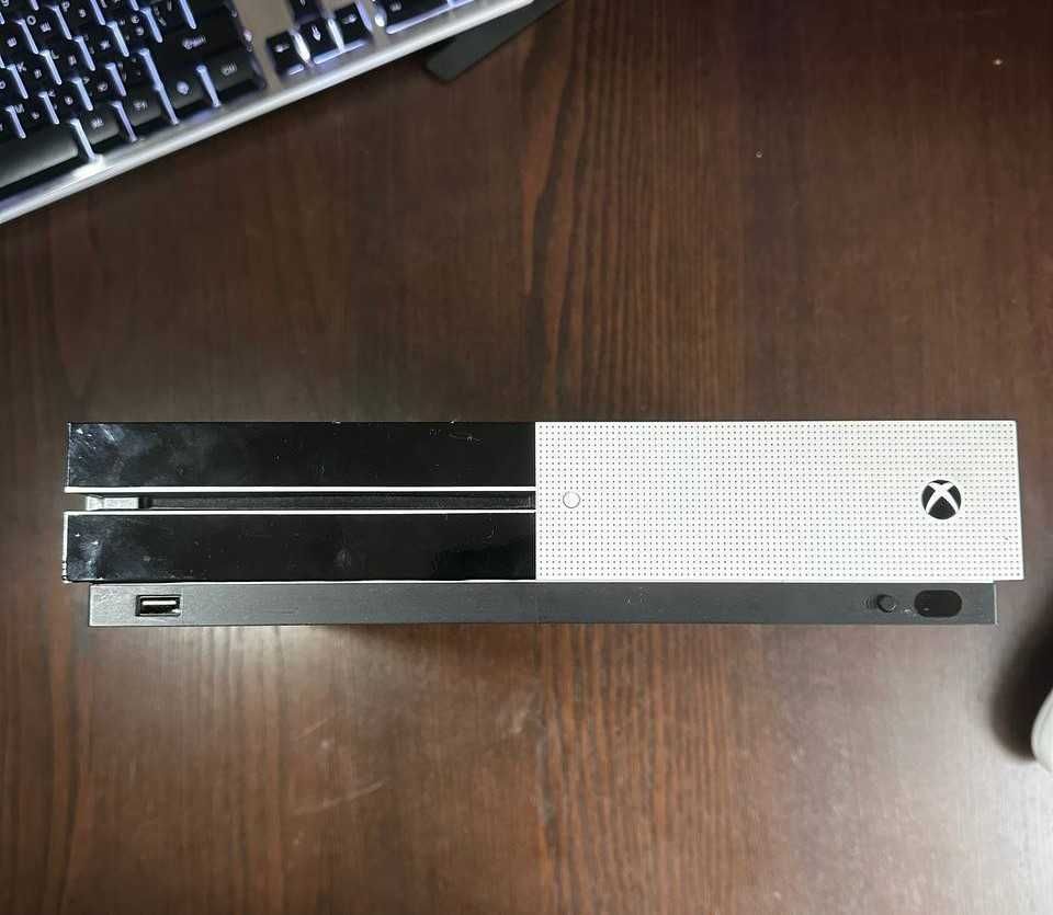 Konsole Xbox One S
