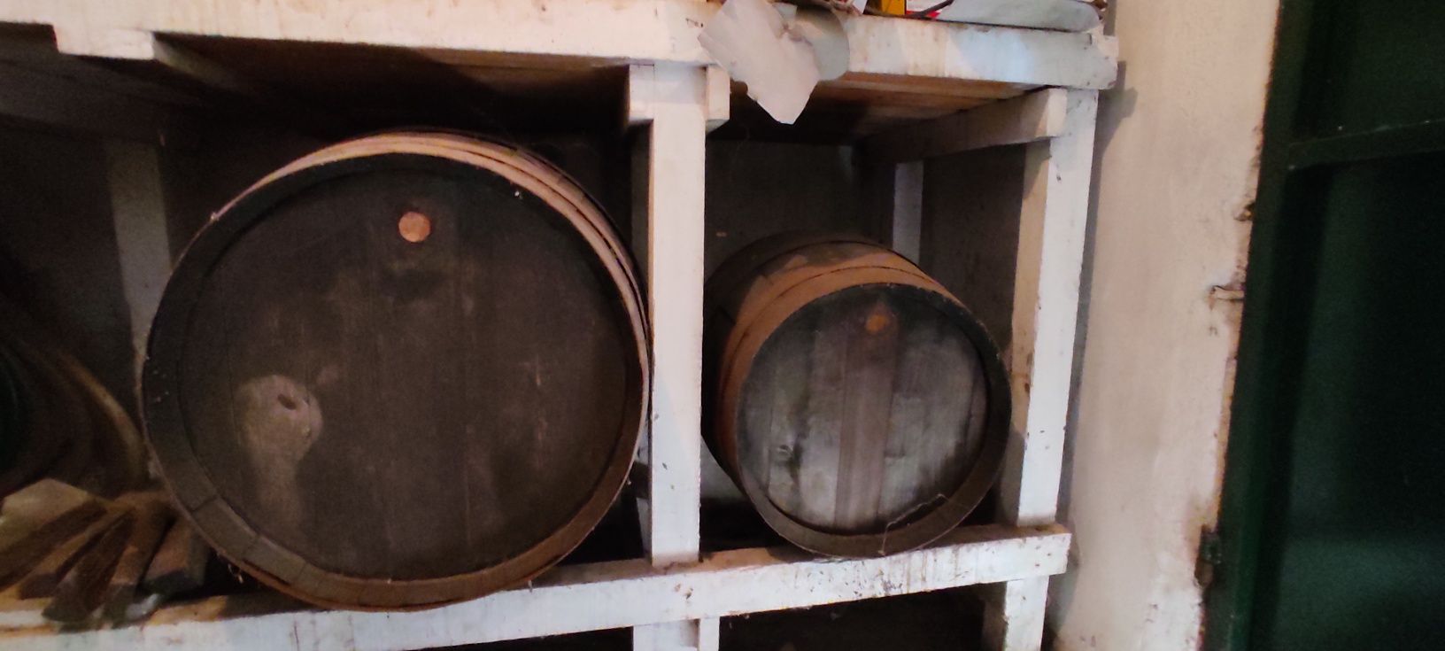 Barris de madeira para vinho
