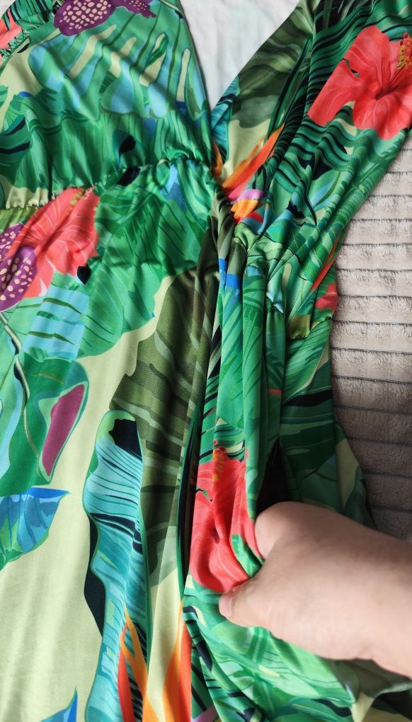 Vestido tropical