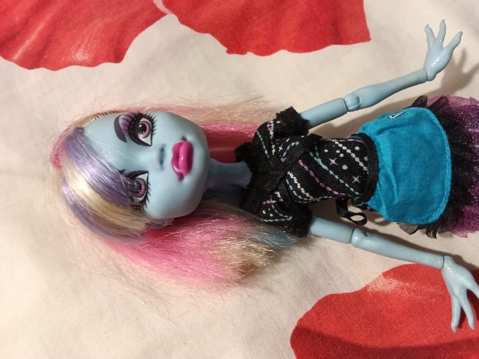 Еббі Бомінейбл, Монстер хай