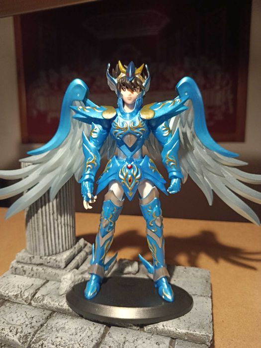 Figuras e estatuetas Saint Seiya em PVC (Versão Divinos)