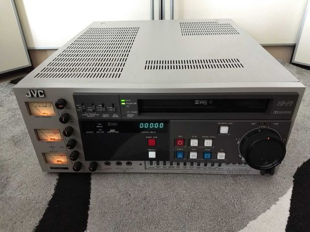 Видеомагнитофон SVHS, VHS JVC BR-S610E