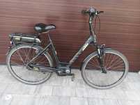 Rower elektryczny KTM  28 cali > Bosch Active Line< 8 biegów w piaście