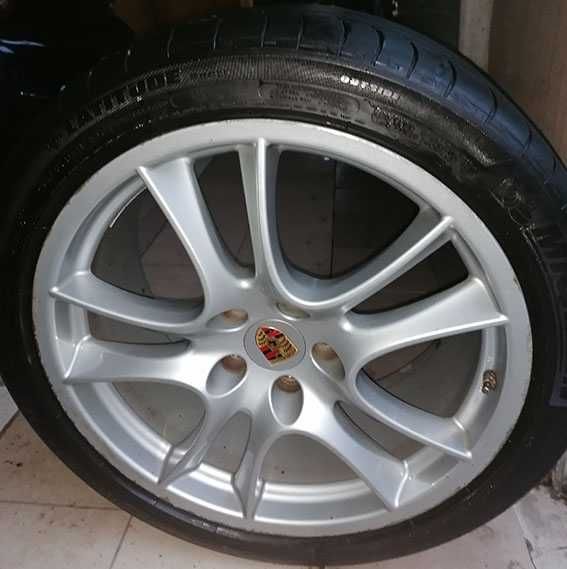 Диски 10J ET50 5*130 R21 с резиной 295/35 на Porsche Cayenne 2002-2009