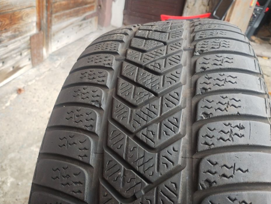 Opony zimowe Pirelli 275/40r19 245/45r19
