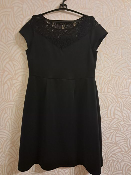 Сукня святкова від Avon