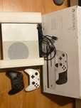 Xbox one S com 02 comandos.