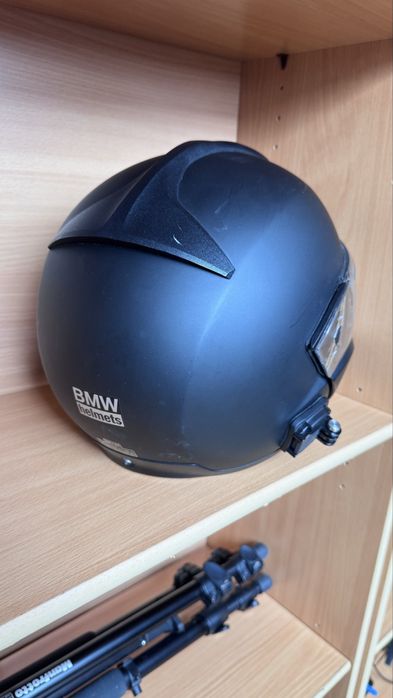 Capacete BMW com visor se sol