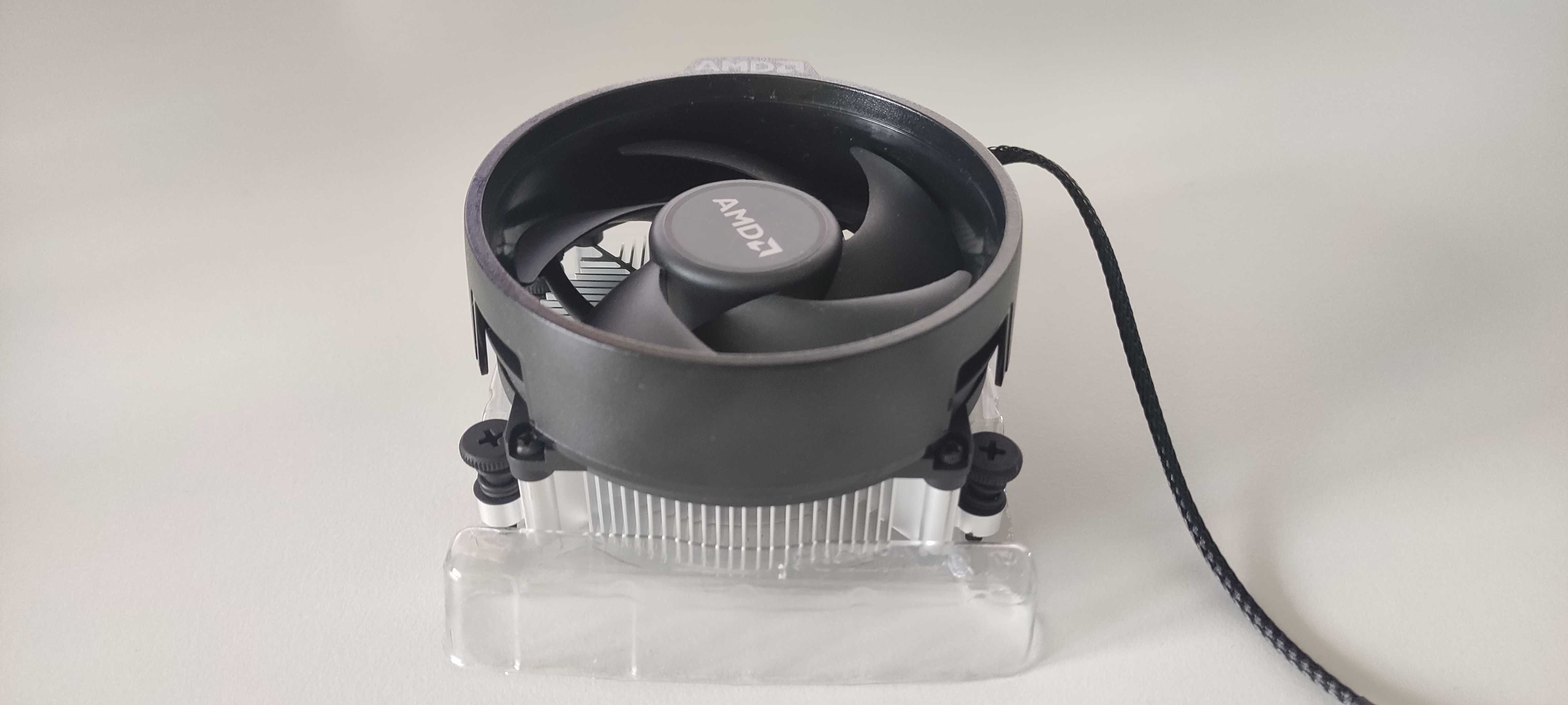Chłodzenie CPU AMD Wraith Stealth
