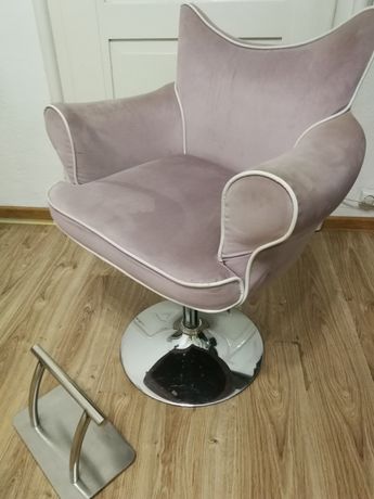 Fotel fryzjerski / kosmetyczny