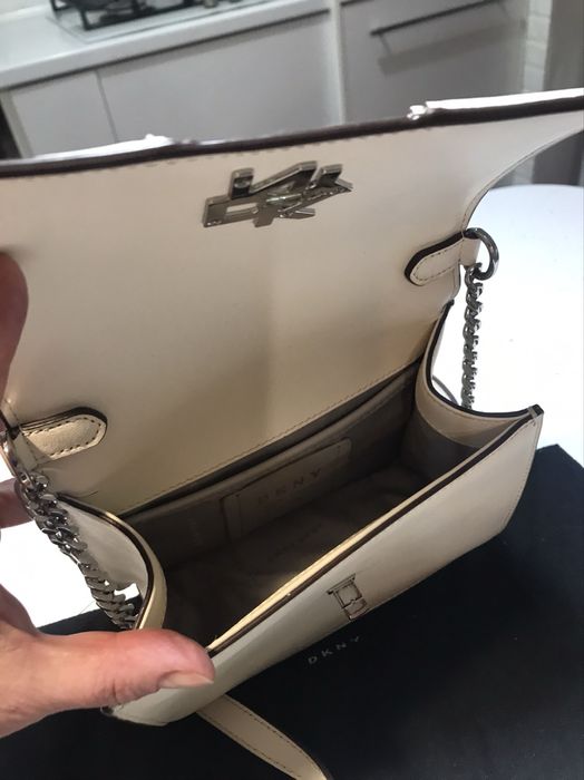 Сумочка DKNY.17,5/13/7,5