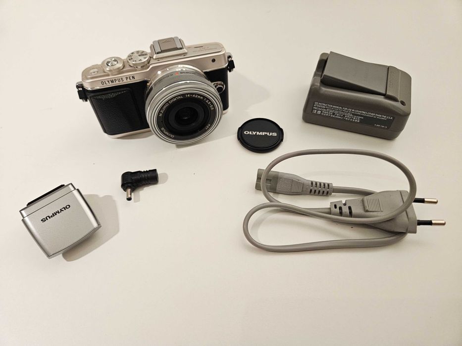 Olympus PEN E-PL7 Srebrny + 14-42mm II