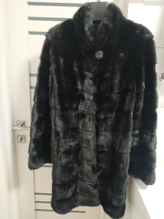 Продам шубу из норки
