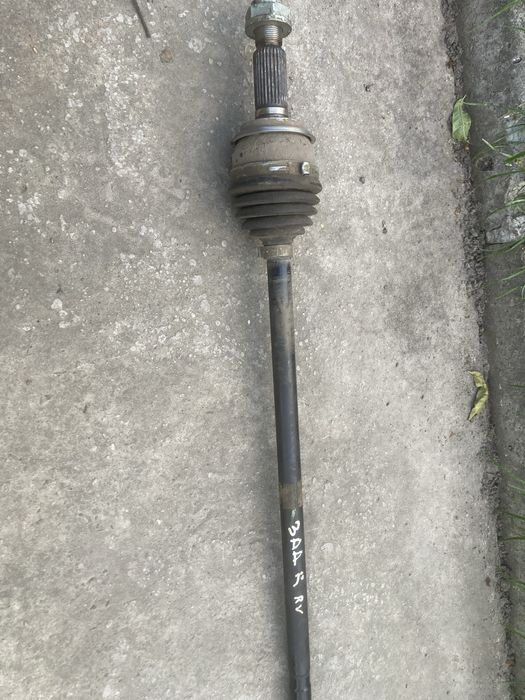 Піввісь задня права Honda crv lll