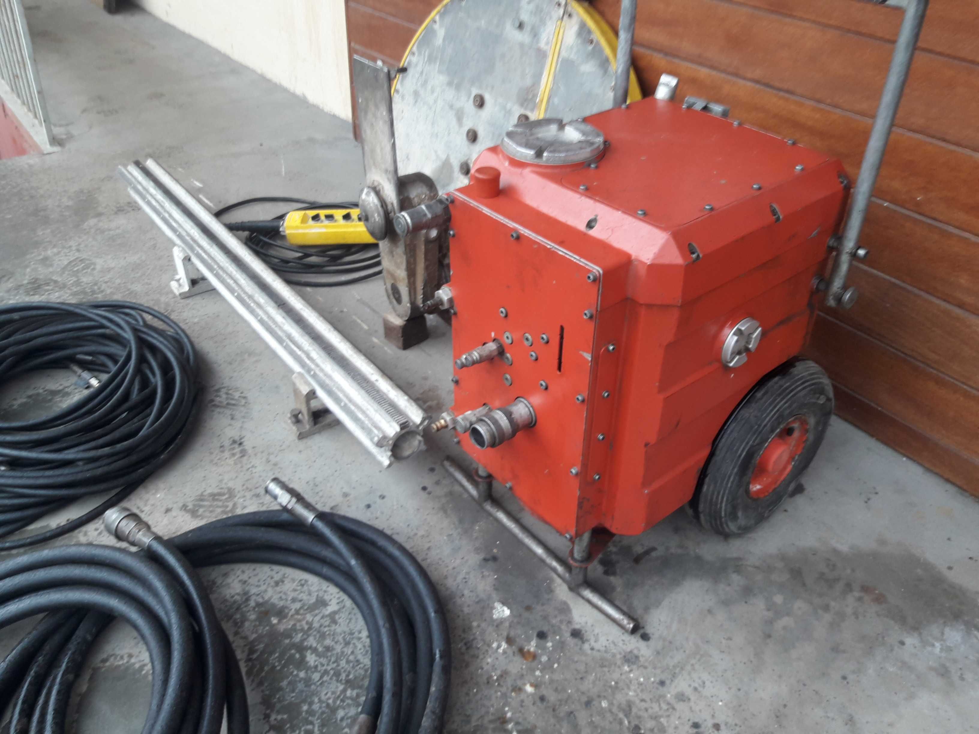 hydrauliczna ścienna piła do betonu Hilti Ds TS 32 , LP30 , niesprawna