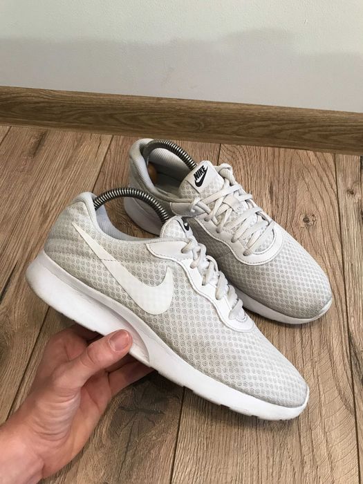 Buty Nike Tanjun rozm. 40