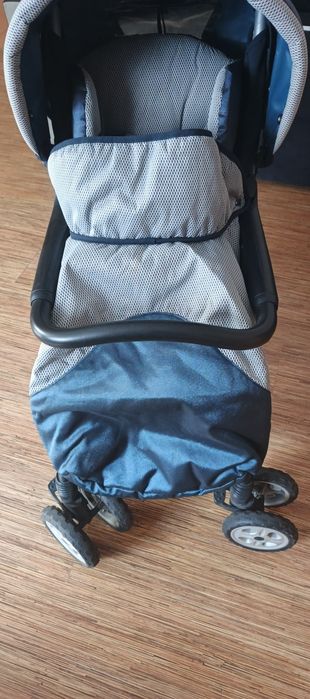 Wózek spacerówka Chicco z ocieplaczem