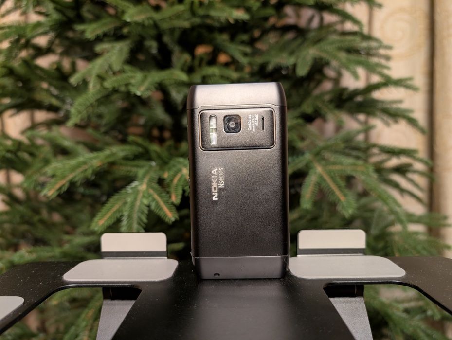 Мобільний телефон Nokią n8