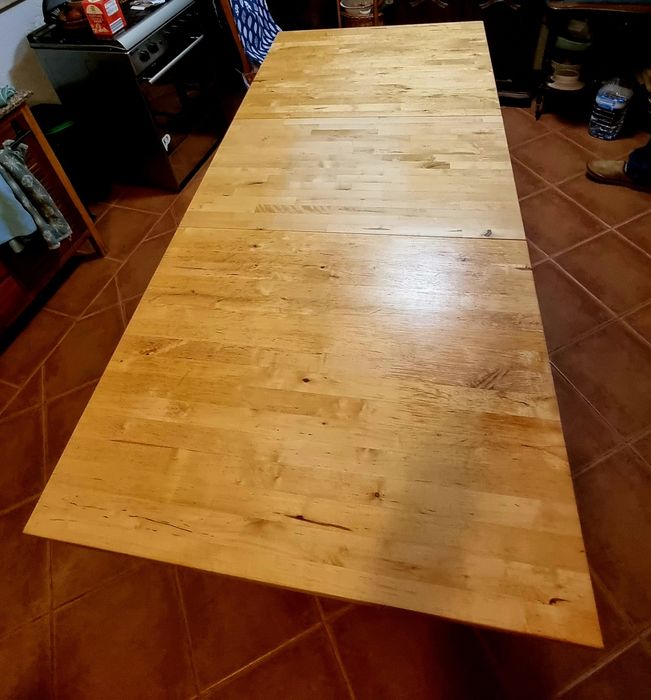 Mesa de jantar de Madeira para 6 até 12 pessoas