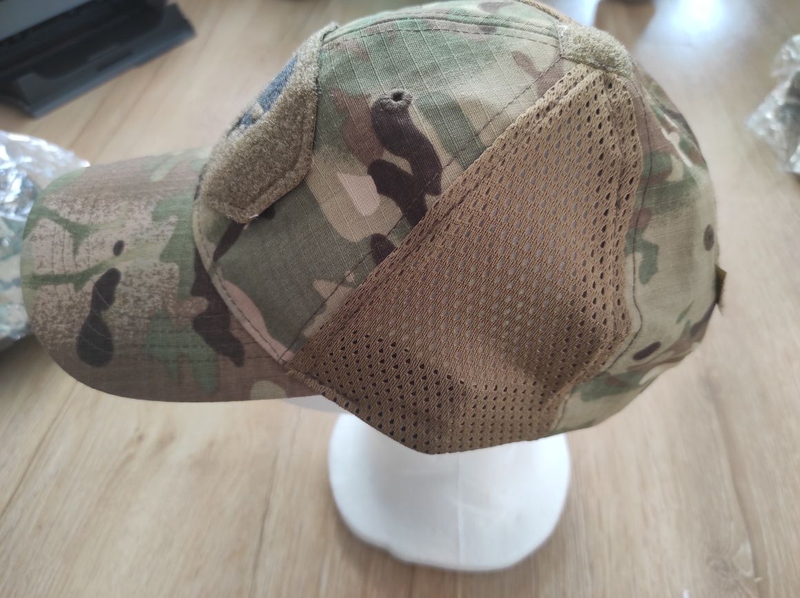 Czapka z daszkiem punisher dżokejka kamuflaż