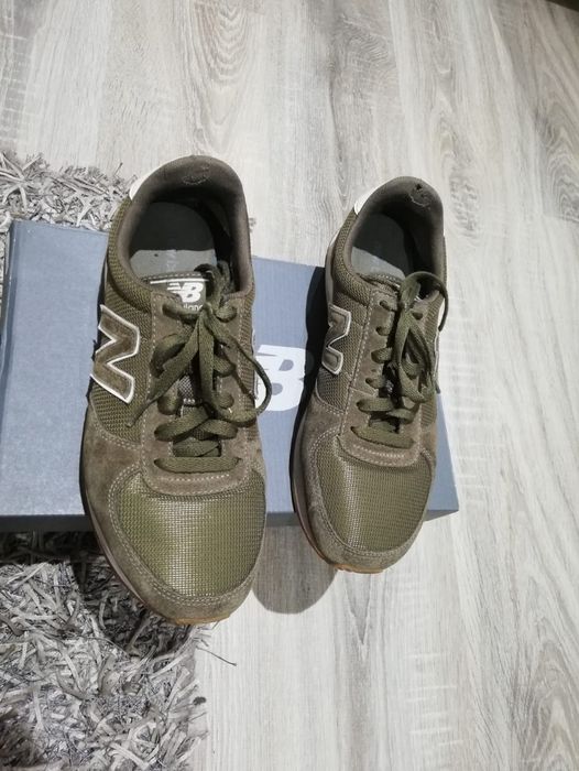 Tênis em bom estado