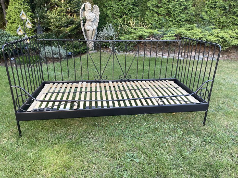 Łóżko Ikea czarne metalowe ze stelażem 90/ 200