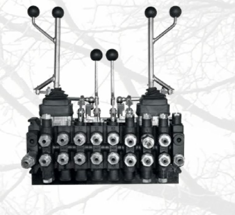 Rozdzielacz hydrauliczny 8 sek FinnRotor 60L Przyczepa Lesna BMF Palms
