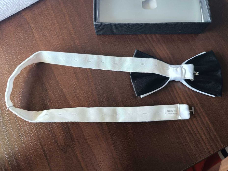 Mucha męska w ozdobnym pudełku regulowana