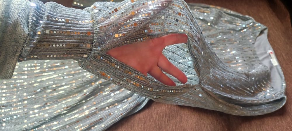 Сукня 48 р, срібна, на корпоратив