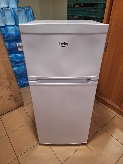 Lodówka Beko z zamrażarką jak nowa wysokość-124cm szerokosc-54cm 2022r